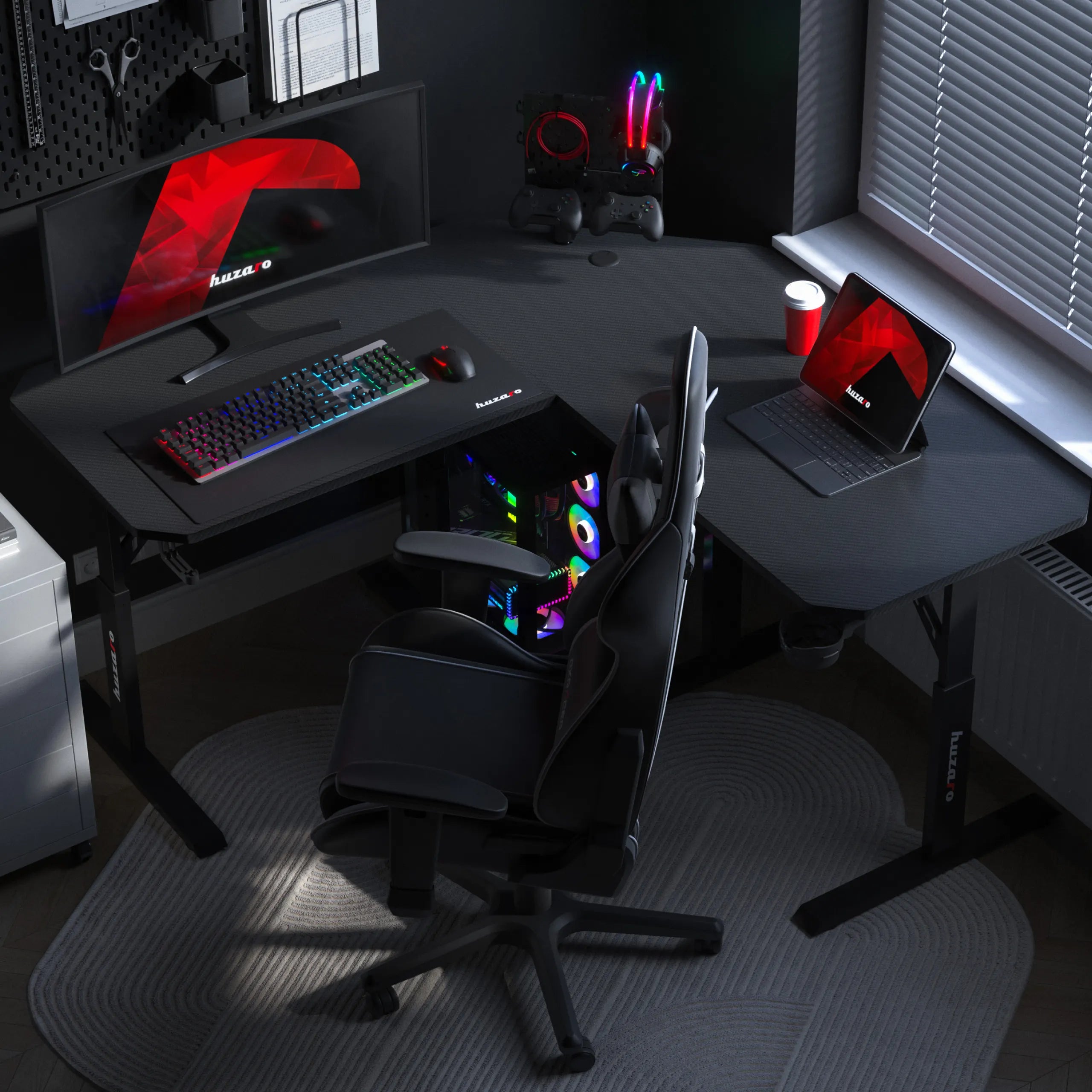 Scrivania da gaming angolare regolabile in altezza Huzaro Hero 7.3 Black