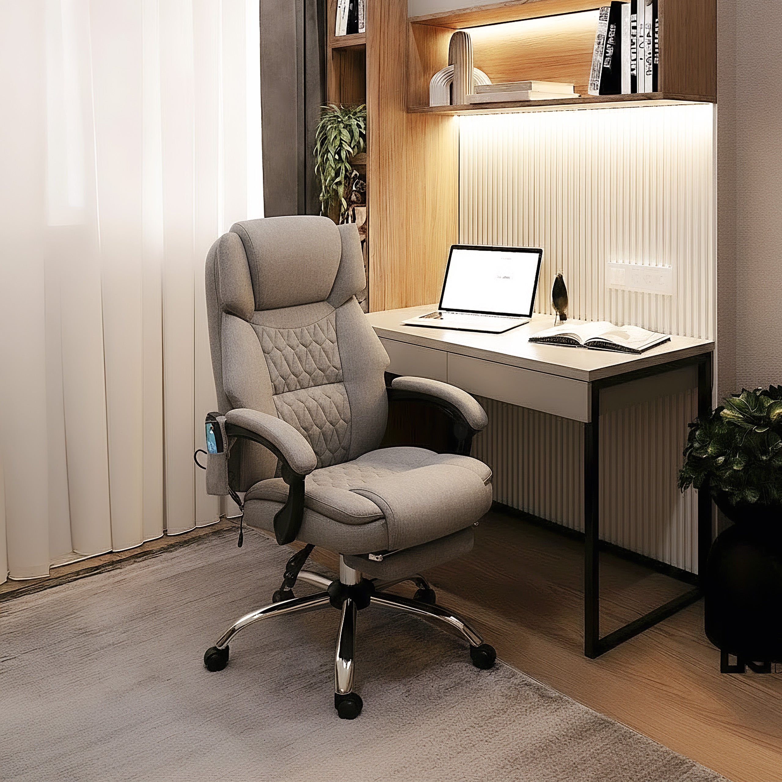 Poltrona da ufficio con funzione massaggio e poggiapiedi Mark Adler Boss 6.0 Grey