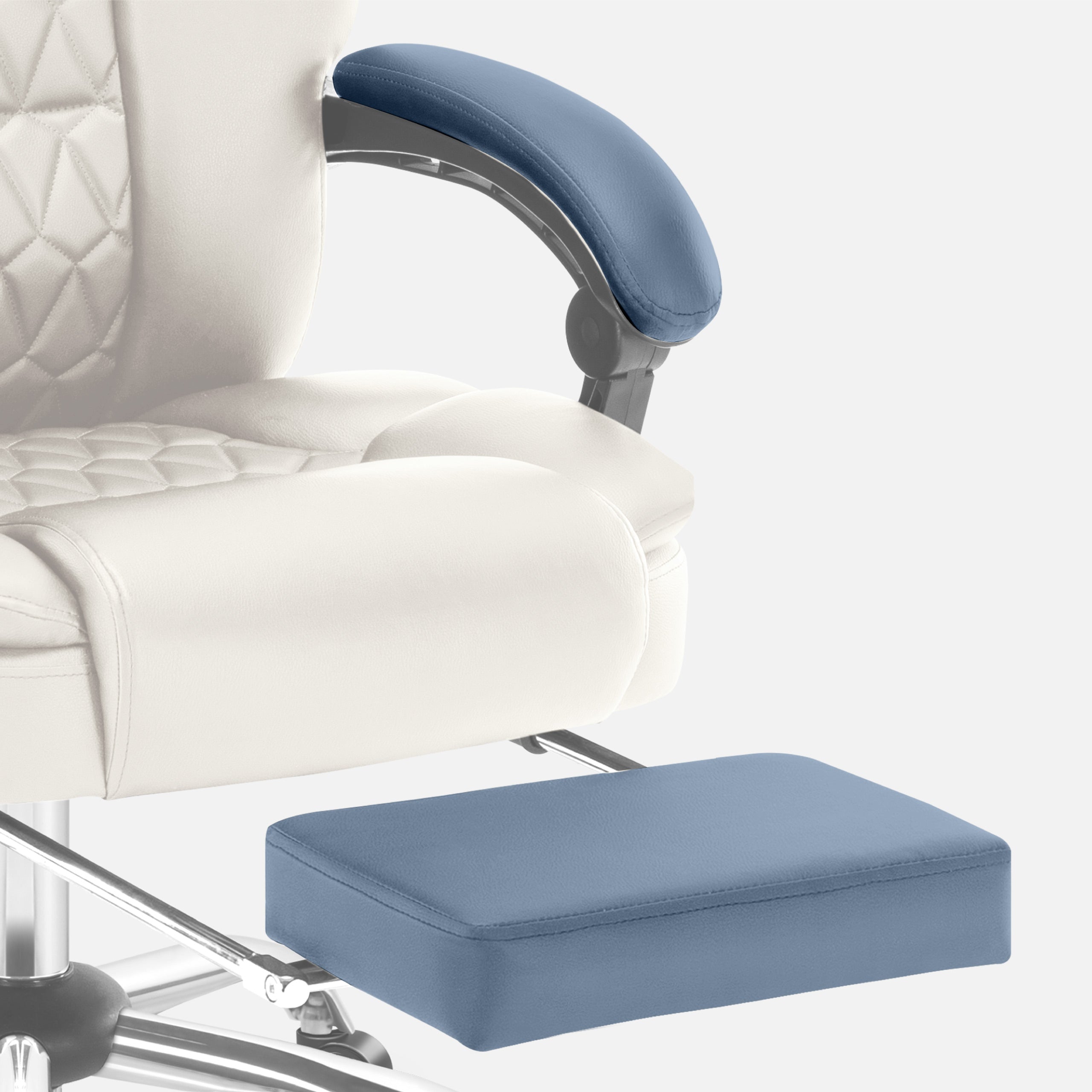 Poltrona da ufficio con funzione massaggio e poggiapiedi Mark Adler Boss 6.0 Beige